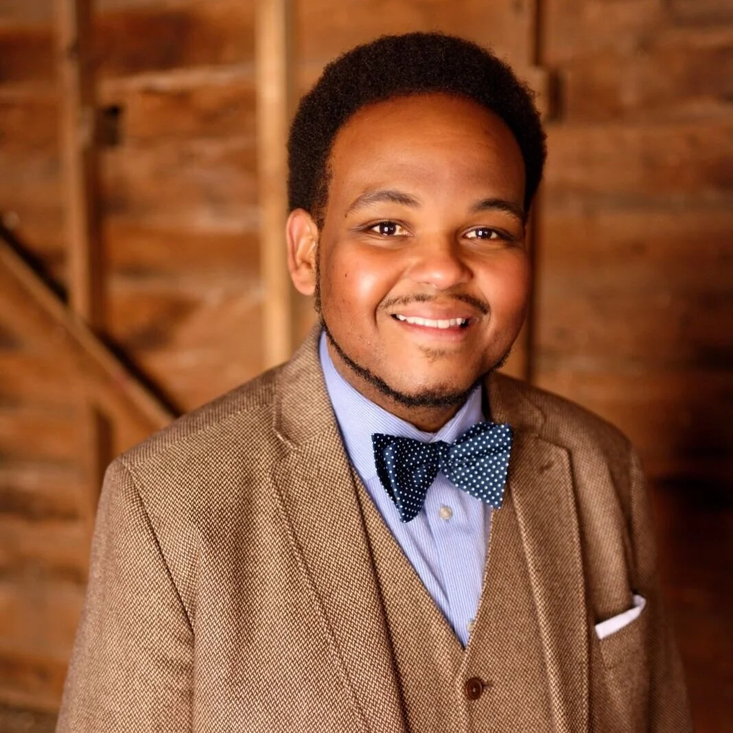 Tesfa Wondemagegnehu is an acclaimed conductor, composer, and arranger, and is a co-founder of the Justice Choir movement, which has created singing communities of conscience and action in cities across America.